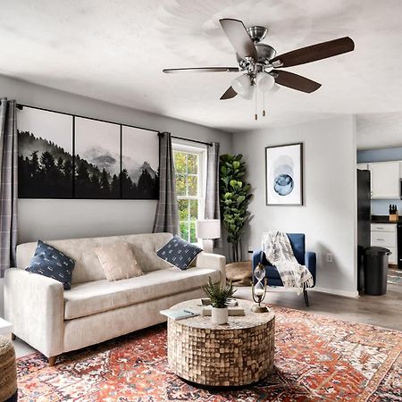 Modern Decor, Hot Tub, Fire Pit & River Access! Luray Kültér fotó