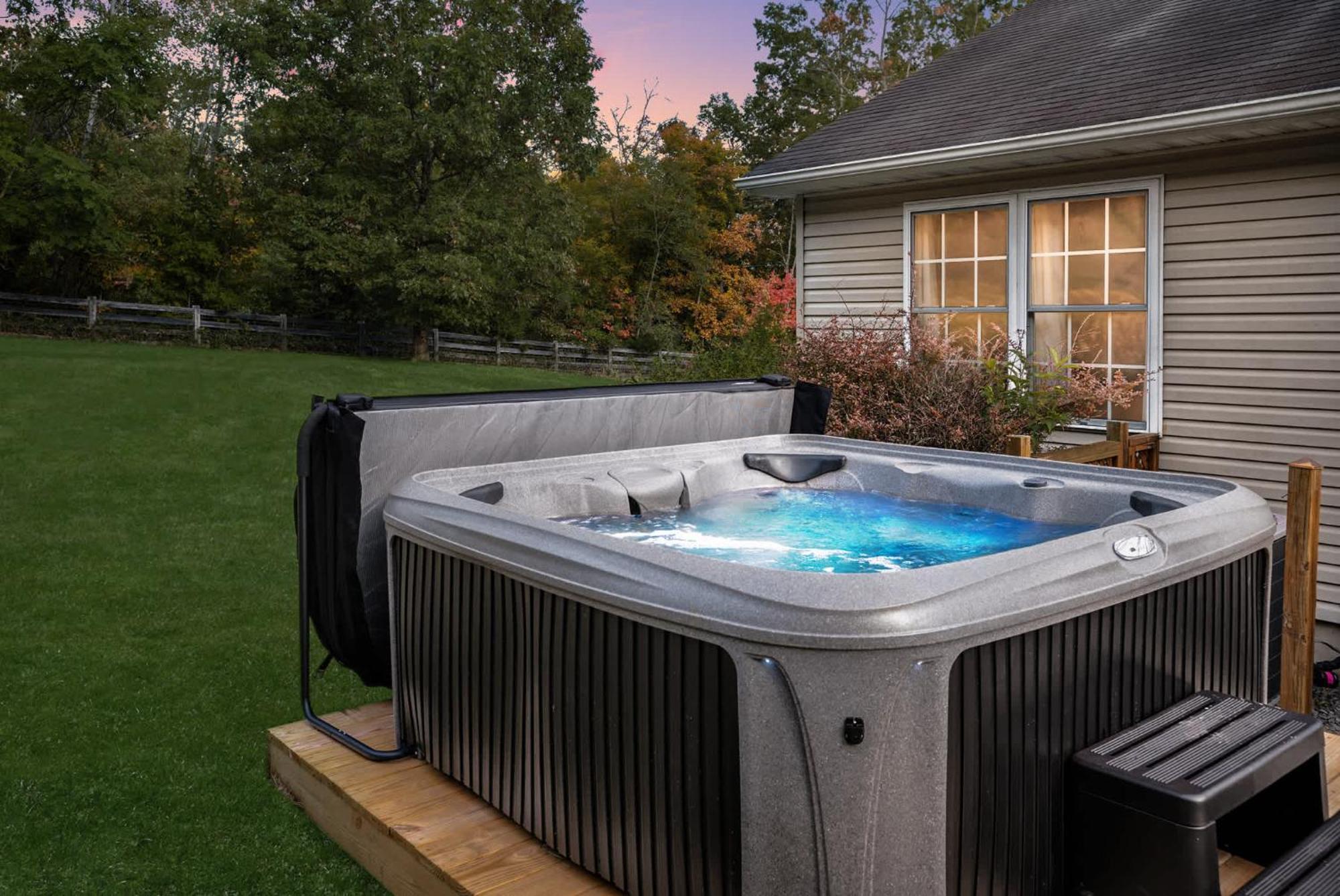 Modern Decor, Hot Tub, Fire Pit & River Access! Luray Kültér fotó